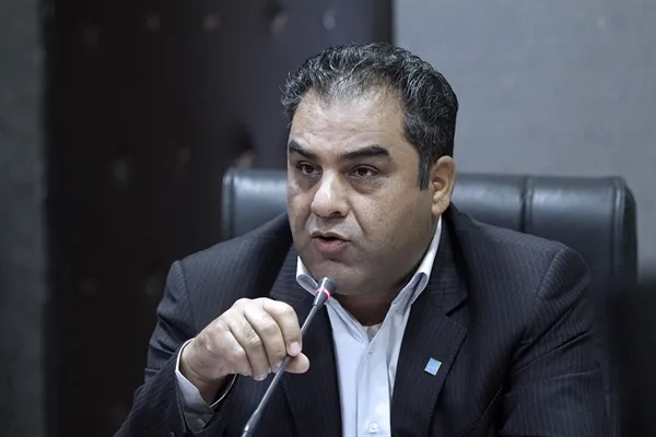 نقدی بر یک ادعا / آیا خبر مرده است؟