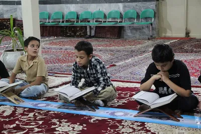 محفل انس با قرآن و گرامیداشت شهدای اقتدار در ملایر