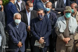 تشییع پیکر هنرمند انقلابی حاج نادر طالب‌زاده