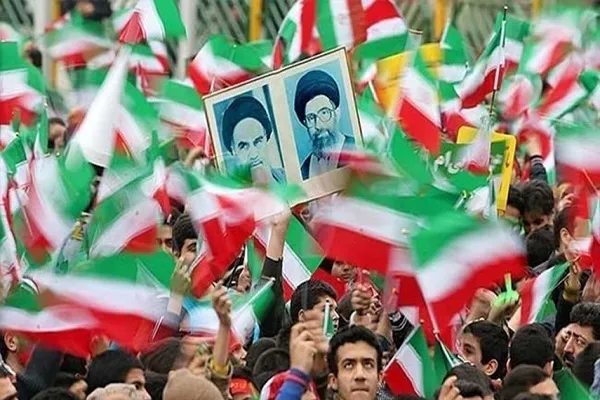 إيران: إنطلاق مسيرة الاحتفال بانتصار الثورة الاسلامية