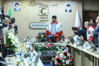 نشست خبری رئیس جمعیت هلال احمر