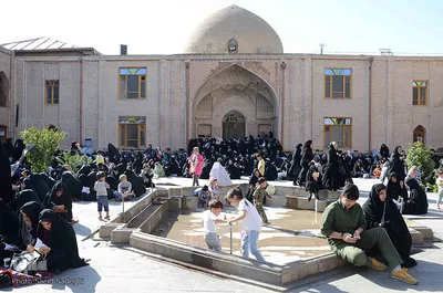 مراسم دعای پرفیض عرفه در آستان مقدس سید حمزه(ع) تبریز
