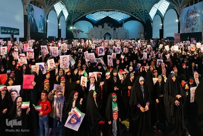 اجتماع بزرگ دختران حاج قاسم در اصفهان