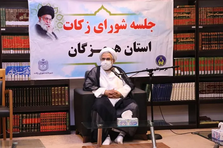 احیای زکات از تکالیف جامعه روحانیت است