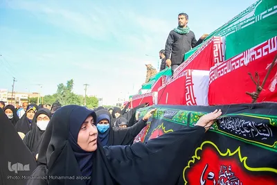 استقبال مردم اهواز از پیکرهای ۱۱۱ شهید دفاع مقدس
