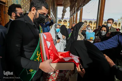 حضور خدام حرم حضرت زینب (س) در حرم مطهر شاهچراغ (ع‎‎)