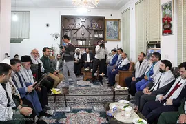 رونمایی از کتاب چشم و چراغ در یزد‎‎
