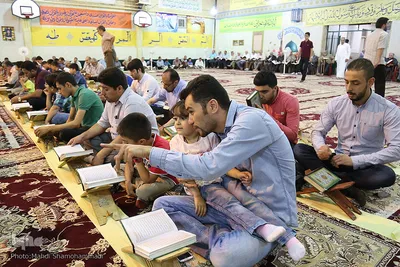  آیین جزء خواني قرآن کریم عربهای مقیم دولت آباد ری