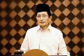 امام جماعت مسجد اندونزی و تألیف پایان نامه قرآنی