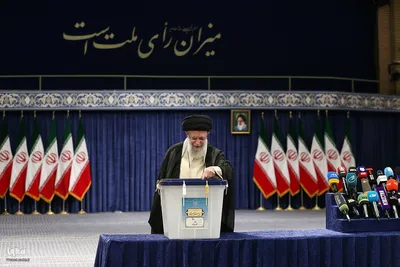 حضور رهبر معظم انقلاب در پای صندوق رأی انتخابات ریاست جمهوری