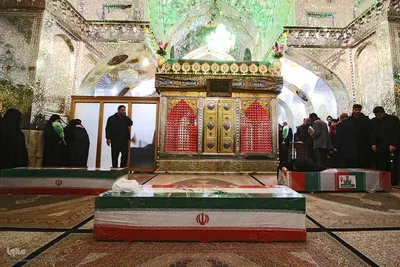 تشییع پیکر مطهر ۵ شهید جنگ تحمیلی آمریکایی صهیونیستی در شیراز