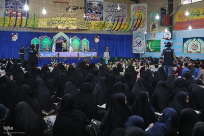 محفل انس با قرآن دانش آموزی به یاد شهدای دانش آموز غزه
