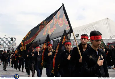 تجمع عزاداران فاطمی در میدان امام حسین (ع)
