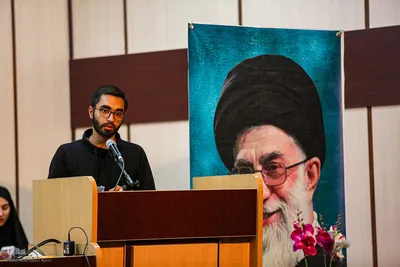 نشست صمیمی تشکل‌های دانشجویی فارس با امام جمعه شیراز