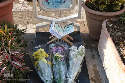 گلباران مزار مطهر شهدای اصفهان