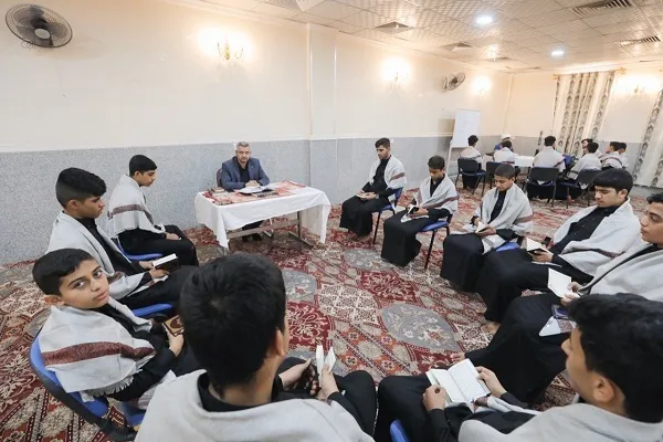 العتبة الحسينية تطلق الدورة التطويرية لطلبة مشروع التحفيظ القرآني + صور