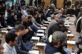محفل انس با قرآن کریم با حضور قاری مصری احمد شحات