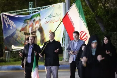 اجتماع دانشگاهیان دانشگاه تبریز در حمایت از آرمان‌های انقلاب