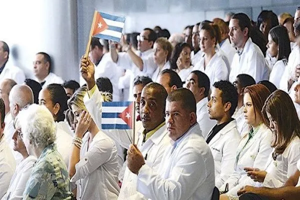Apoyan propuesta para Premio Nobel de la Paz a médicos cubanos