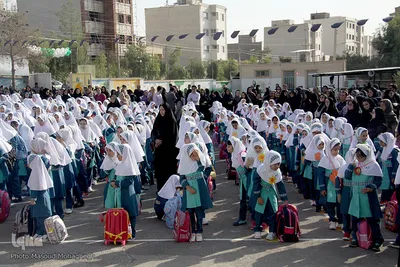 نواخته شدن زنگ مهر و مقاومت در سمنان