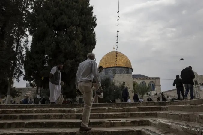 Gli scavi israeliani ed il blocco dei lavori di restauro stanno erodendo la struttura della Moschea di Al-Aqsa