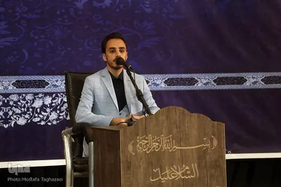 محفل انس با قرآن کاروان قرآنی انقلاب بر سر مزار سپهبد شهید قاسم سلیمانی