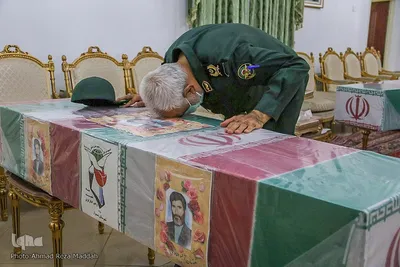 استقبال از پیکر ۳ شهید تازه تفحص شده دفاع مقدس در شیراز‎‎