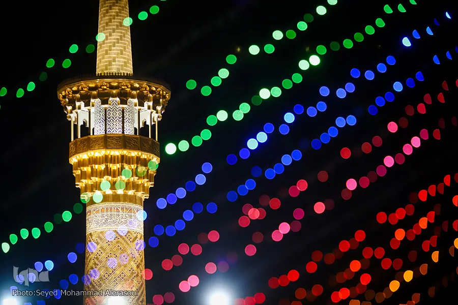 مظاهر الزينة في العتبة الرضوية عشية ذكرى ميلاد الامام الرضا(ع)