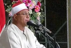 Qiraa ya Qur’ani ya Ustadh Abdel Aziz Akasha kwa msingi wa maana