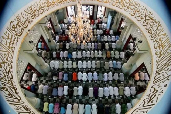 نماز و مسجد خط ویژه رحمت خداست