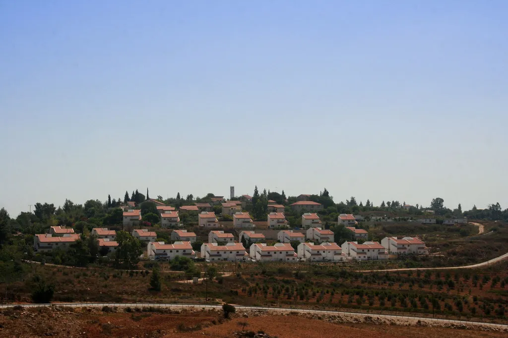 El régimen sionista aprueba la construcción ilegal de 3.144 nuevas viviendas en Cisjordania