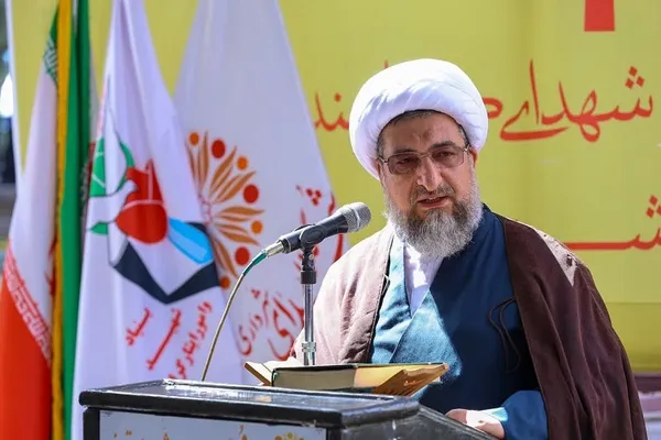 غبارروبی گلزار شهدا به مناسبت هفته دولت