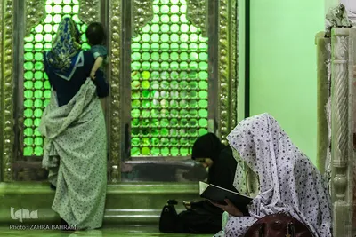 آیین جزء خوانی قرآن کریم امامزادگان عبدالله و آمنه خاتون (ع)/عکاس:زهرا بهرامی 