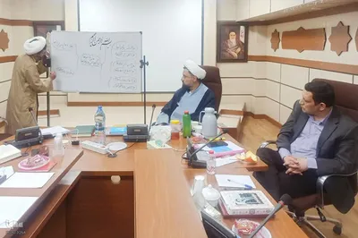 مرحله پایانی نخستین دوره تربیت مربی تدبر در اصفهان