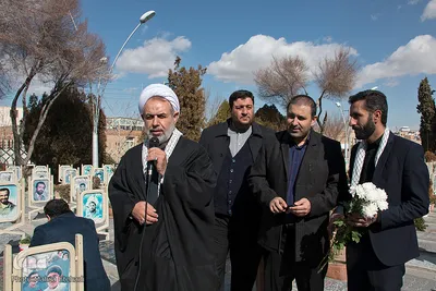 افتتاحیه معنوی جشنواره فیلم فجر در اصفهان