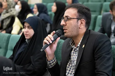 نشست صمیمانه رئیس جهاددانشگاهی با اعضای واحد‌های جهاددانشگاهی در اصفهان