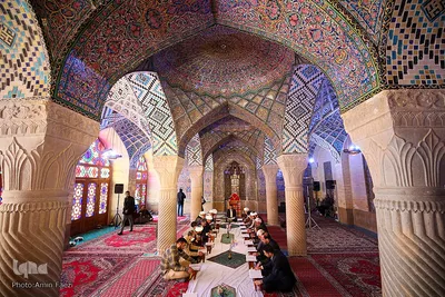 محفل انس با قرآن کریم در مسجد نصیرالملک‎‎