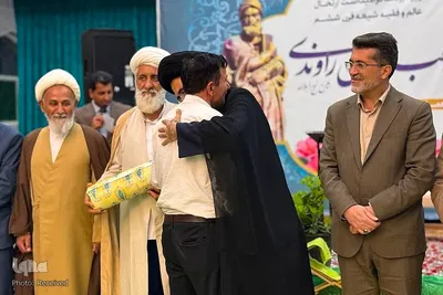محفل انس با قرآن و گرامیداشت علامه قطب‌الدین راوندی در کاشان