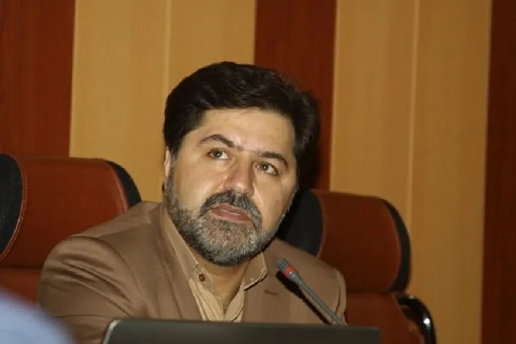 شورای شهر و شهرداری کرمان در حد توان به اصناف کمک می‌کنند