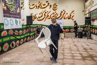 شبی متفاوت در گرمخانه‌های تهران/ آیین‌ شب‌زنده‌داری در مددسرا