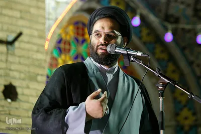 ⁨آئین تکریم و بزرگداشت امامزاده حسین(ع)⁩
