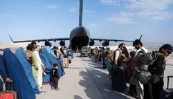 امریکی اور اتحادی افواج کی معاونت کرنے والے ہزاروں افراد کو کابل سے کراچی لانے کا فیصلہ
