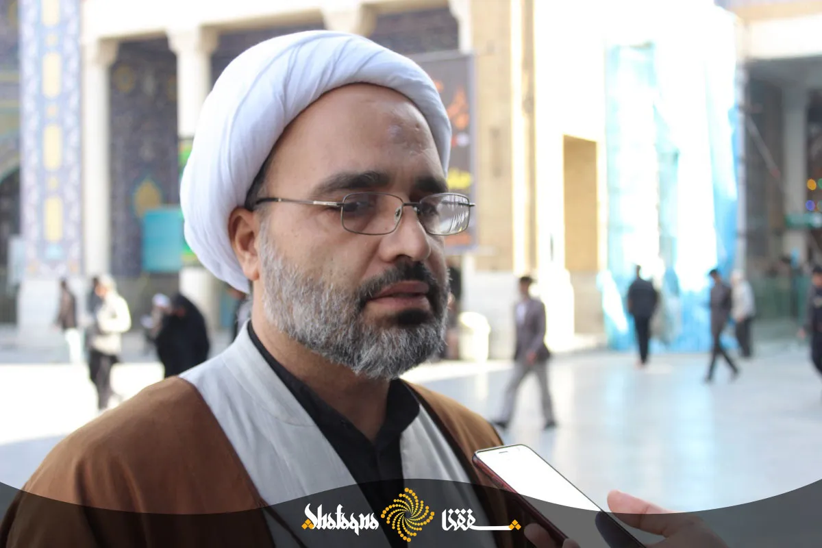 برخی طلاب با صدقه روزگار می گذرانند