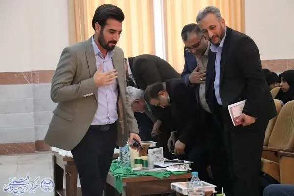 محفل بزرگ قرآنی در دبستان غیر دولتی سما ناحیه 2 ساری
