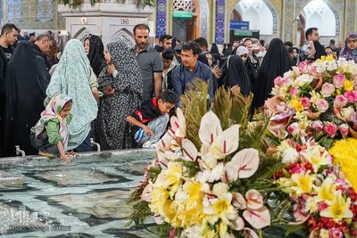 حرم مطهر رضوی در شب میلاد حضرت رضا(ع)