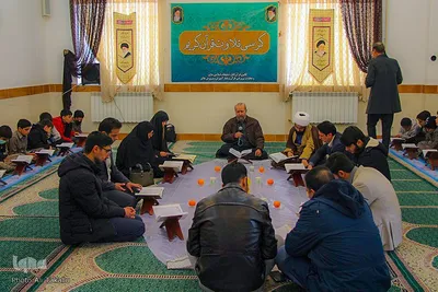 کرسی تلاوت قرآن کریم دانش آموزی در ملایر