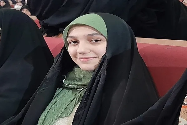 Ang Pagsaulo ng Quran ay Nakakatulong sa Higit na Tagumpay sa Paaralan: Binatilyo na Mambabasa