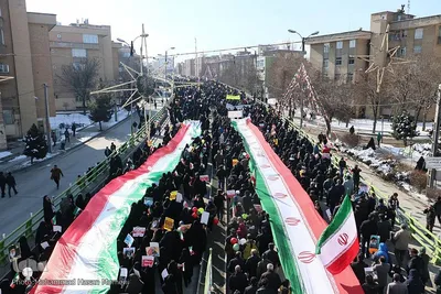راهپیمایی یوم‌الله ۲۲ بهمن در همدان