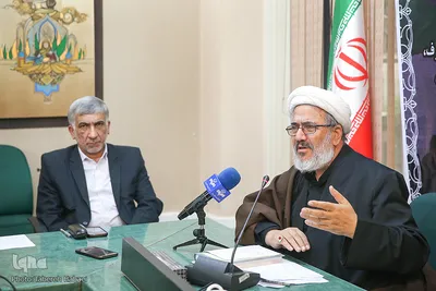 نشست هم اندیشی «اربعین تجلی‌گاه آموزه‌های قرآن»