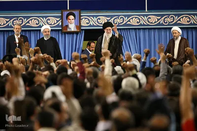 دیدار مسئولان نظام و سفرای کشورهای اسلامی با رهبر انقلاب
